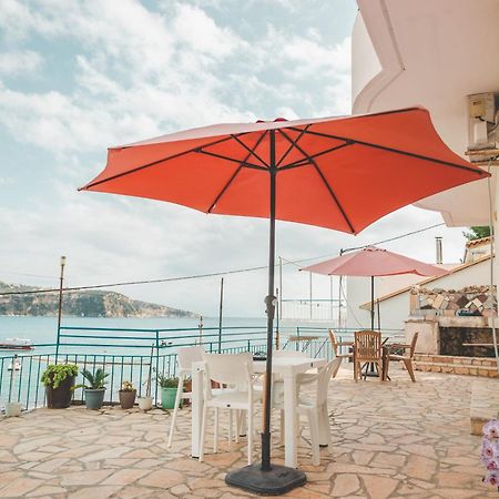 Rooms By The Sea Himare Exterior foto